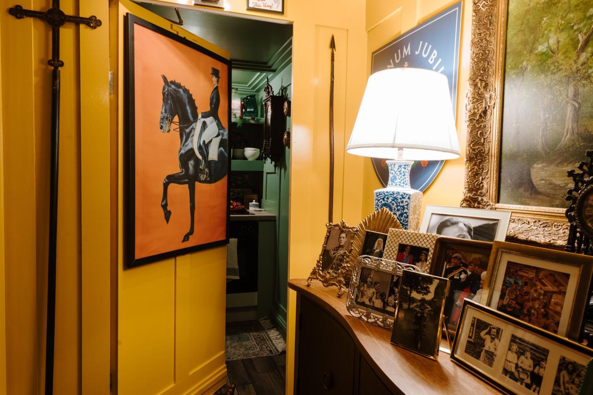 Sheddington Manor - 2 Bedroom Guest House & Cinema เบลฟาสต์ ภายนอก รูปภาพ